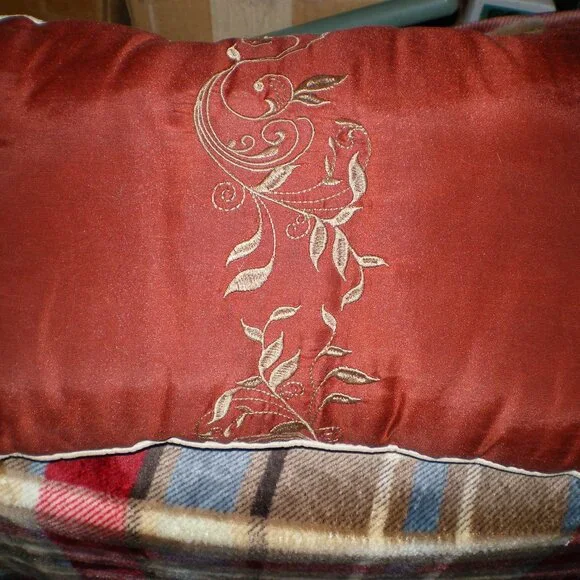 Embroidered Design Rectangular Accent Throw Pillow Piping Trim - Picture 1 of 3